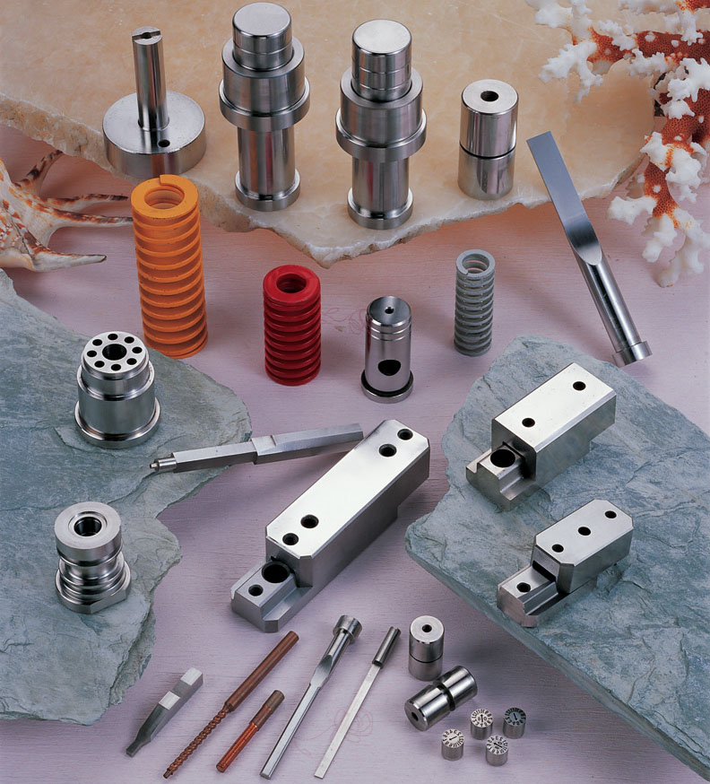 精密插件(jiàn)模具零部件(jiàn)